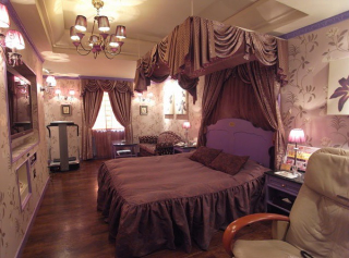 Illustration for article titled Inside Japan's Pleasure Hotels